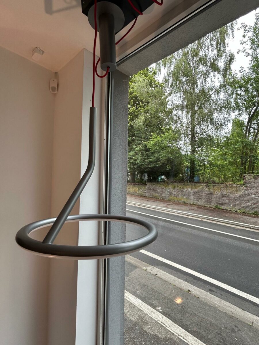 Luminaire suspension